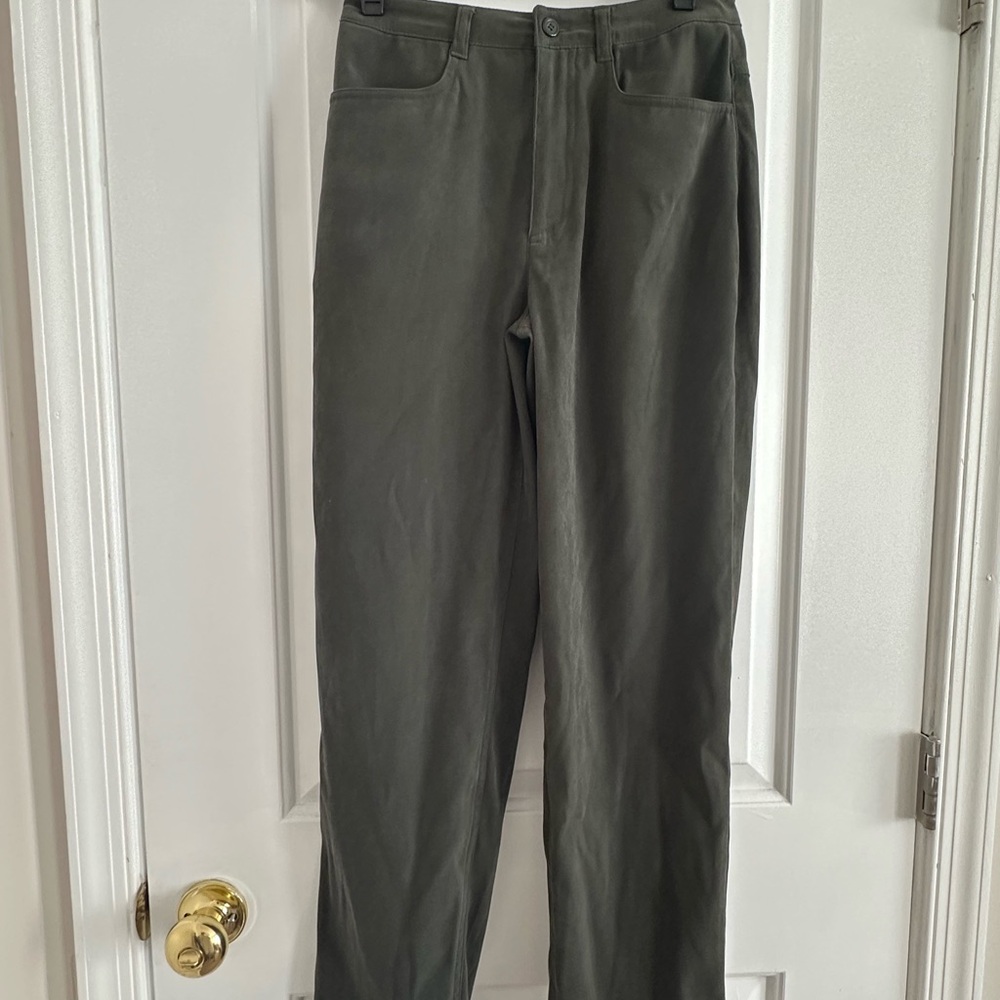 Talbots Green Trousers Classic Straight-Leg Design